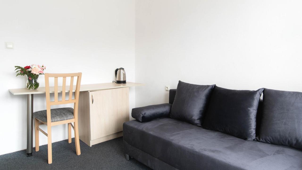 Zatwarnica Bed & Breakfast ลูโตวิสกา ภายนอก รูปภาพ