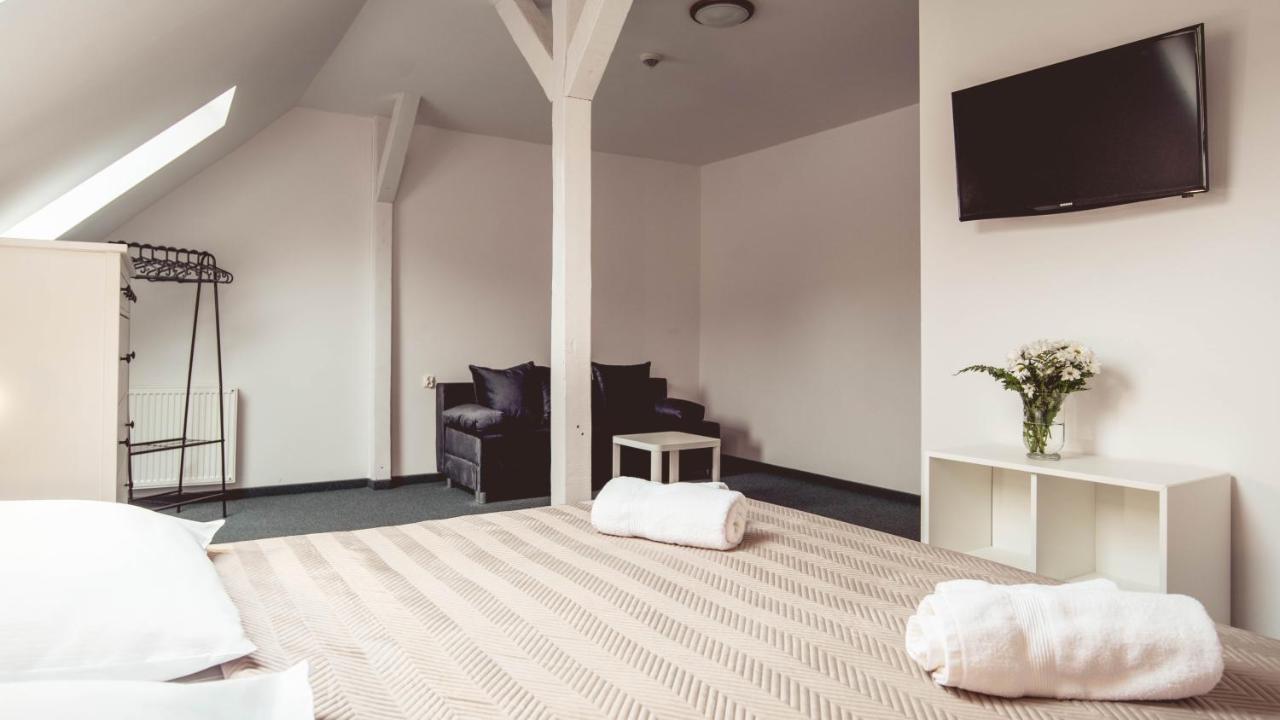 Zatwarnica Bed & Breakfast ลูโตวิสกา ภายนอก รูปภาพ